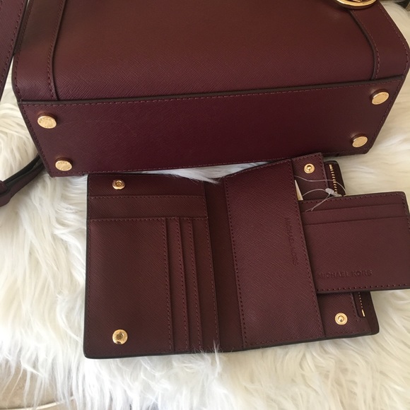 Last one✨Michael Kors small Dillion Satchel&wallet - Picture 4 of 8